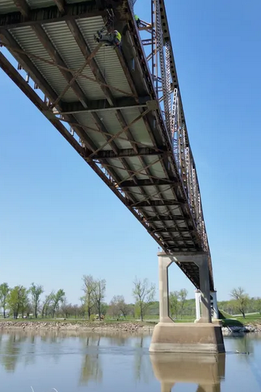 underBellevueGARBridge